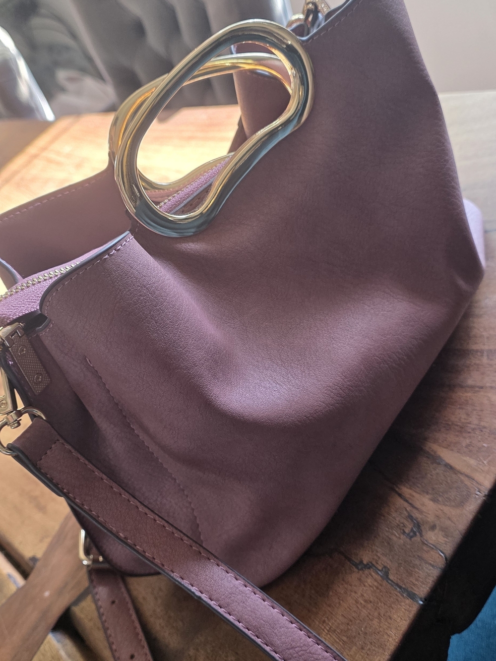 Japanese Brand SALON de RUBAN Blush Leather Purse with Gold Hardware